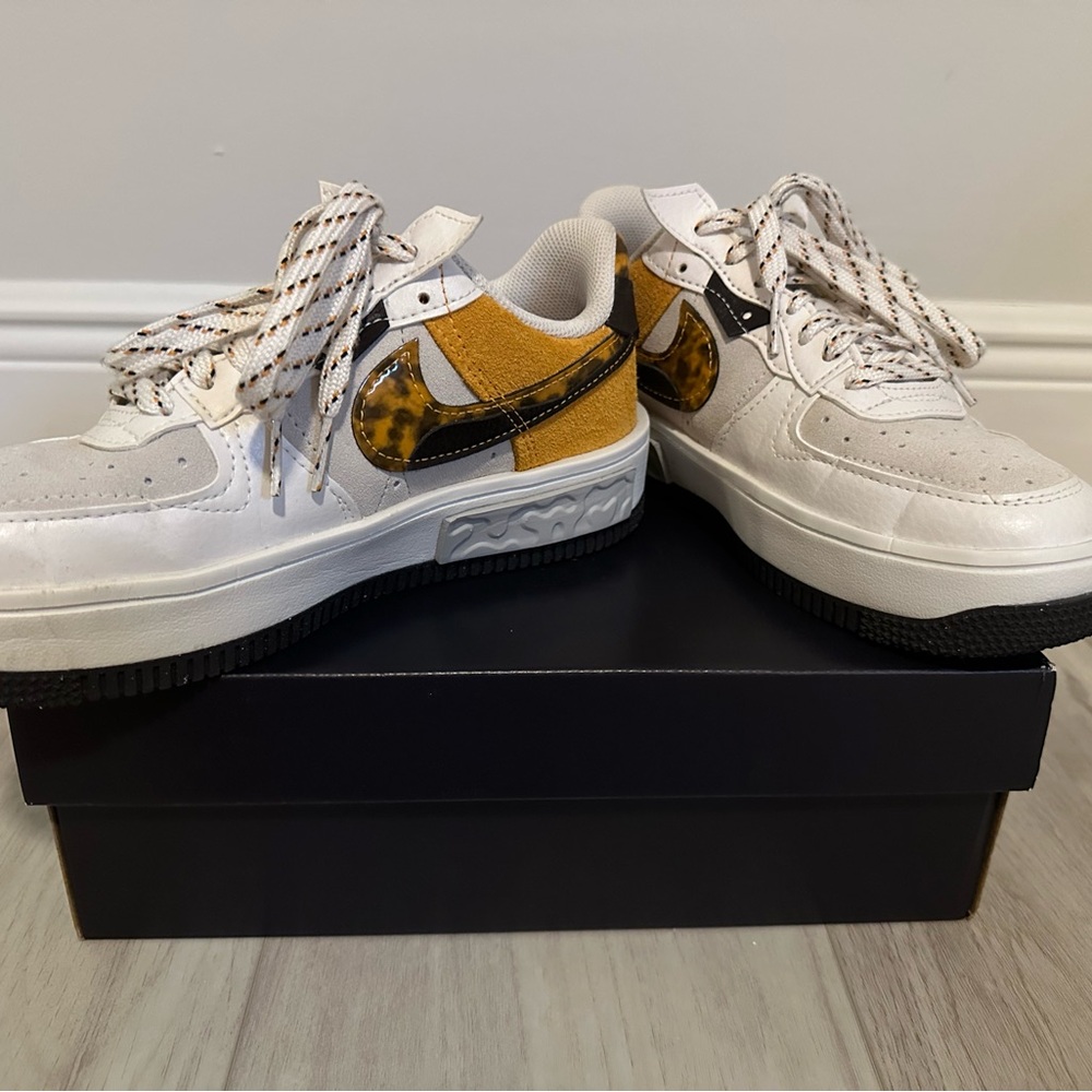 Nike Phantom and Sandrift Air Force 1